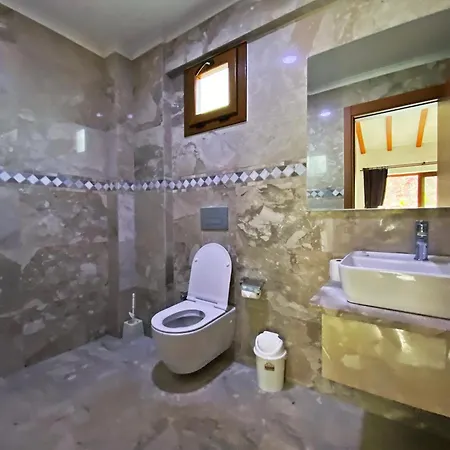 Patara Fiesta 3+1 Villa, Oezel Havuzlu,