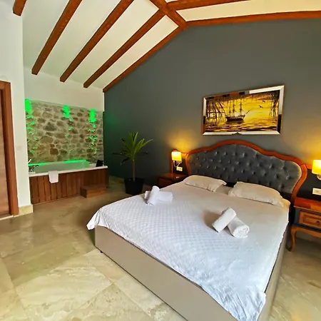 Patara Fiesta 3+1 Villa, Oezel Havuzlu, *