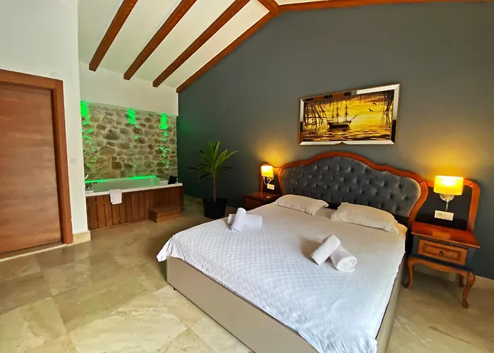 Patara Fiesta 3+1 Villa, Oezel Havuzlu, *